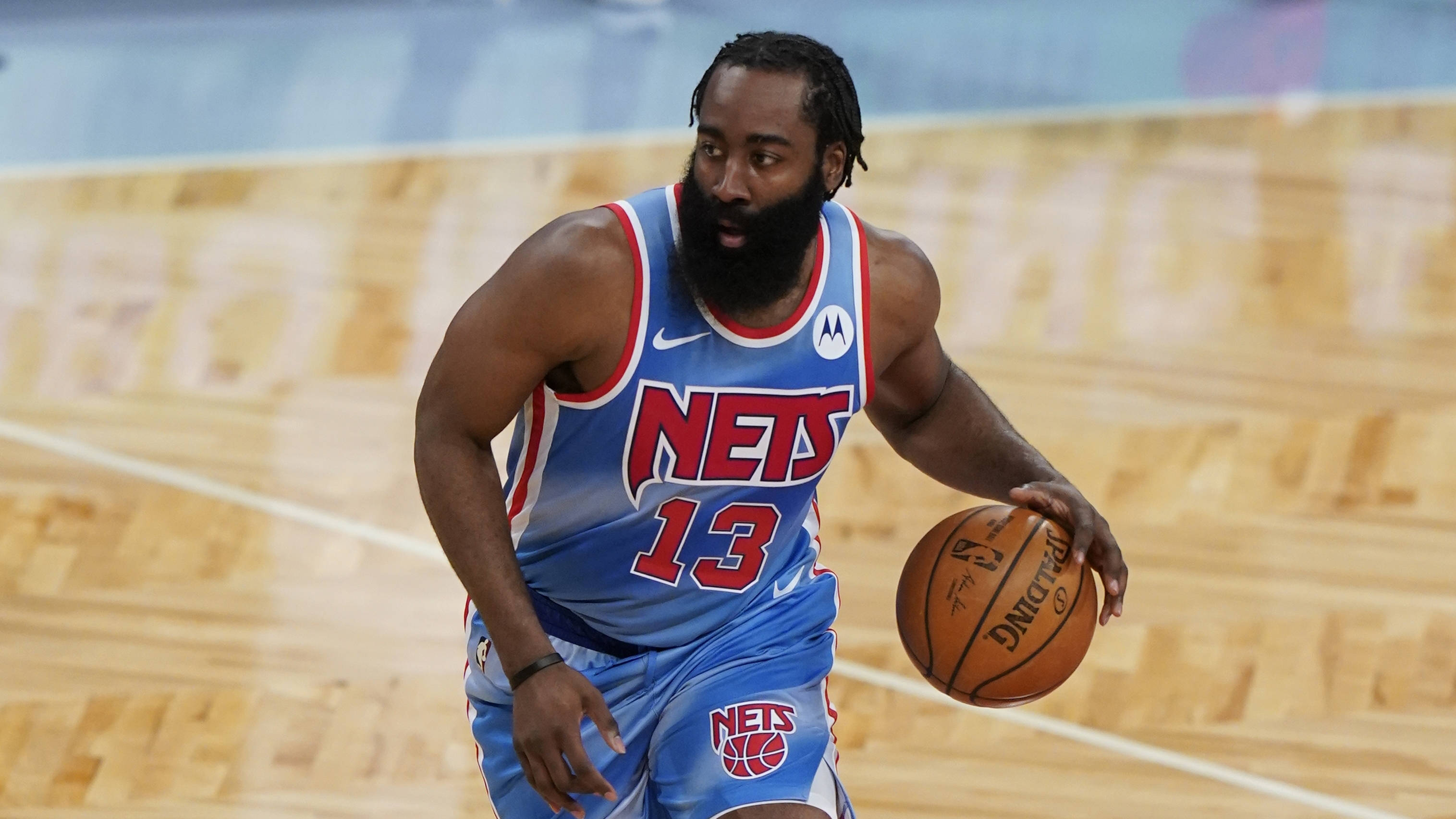 包含德国杯赛程吃紧，芝加哥公牛加时末段遗憾出局，赛场秩序良好，更衣室氛围转暖的词条