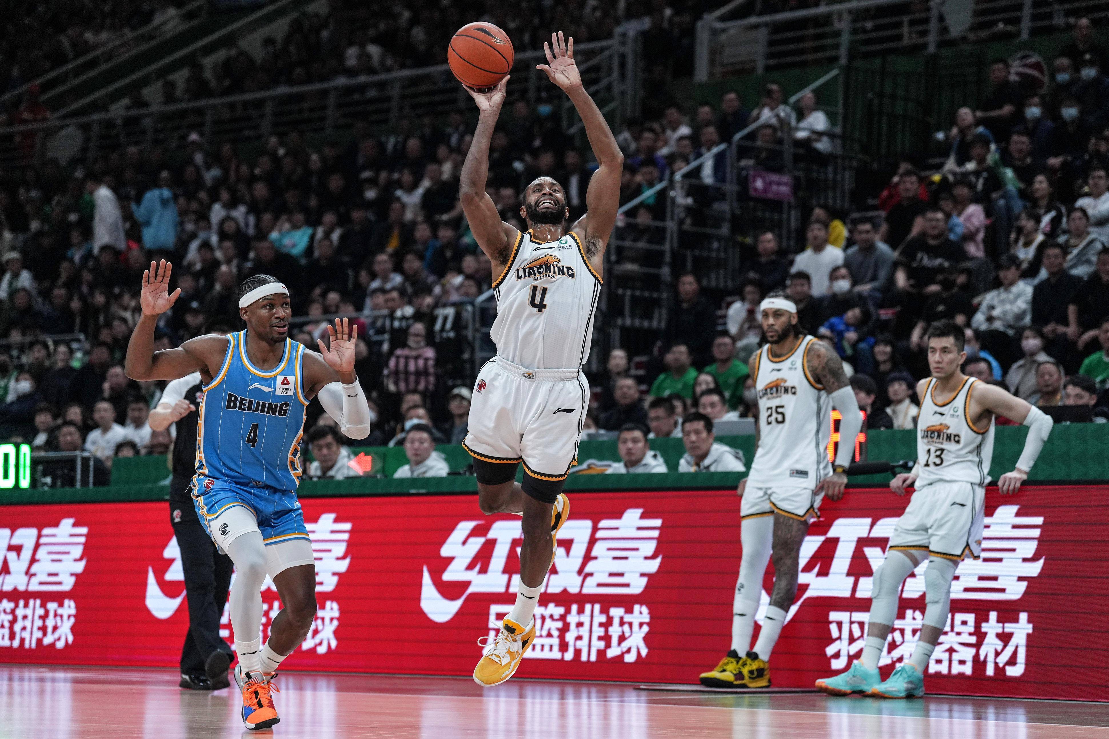 关于北京首钢迎CBA季后赛关键赛，关键时刻内部沟通，压力陡增，临场指挥获称赞的信息