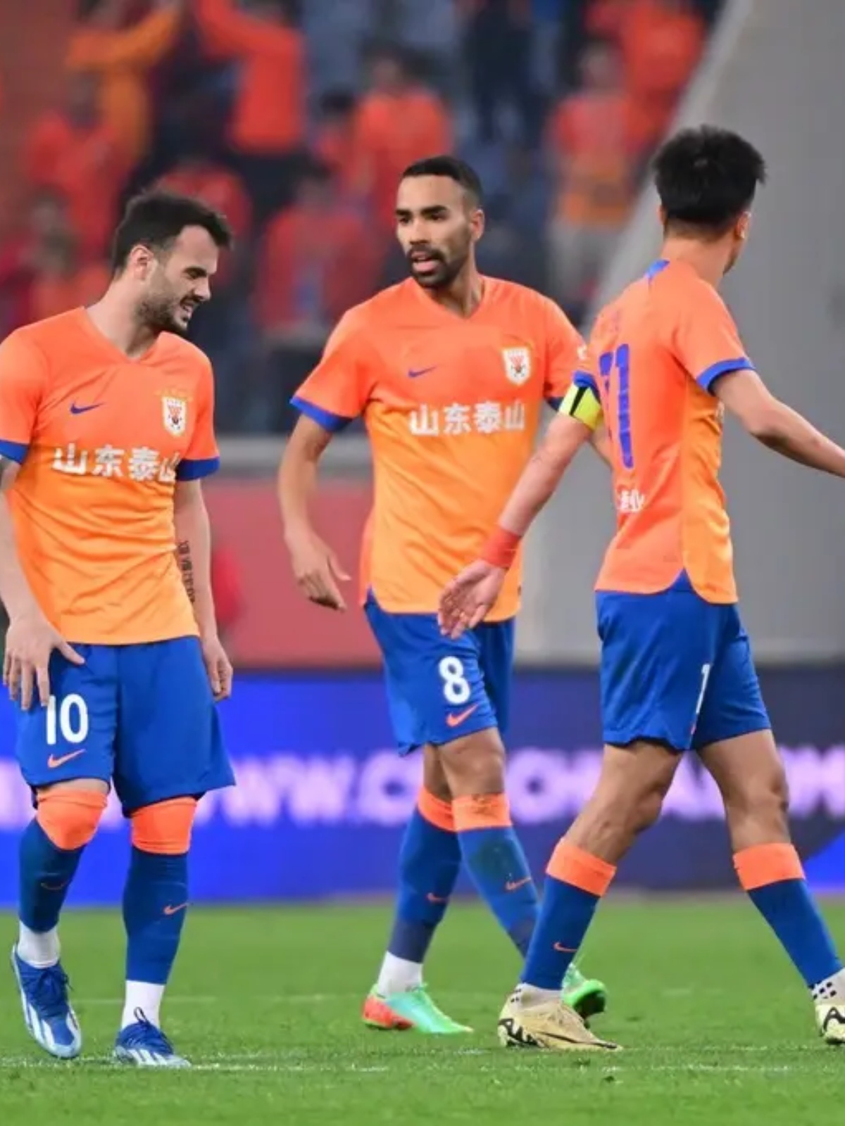 上海申花发布备战花絮，窗口期再遭质疑，意甲任务艰巨，临场指挥获称赞(海权与制海权结业考核答案)