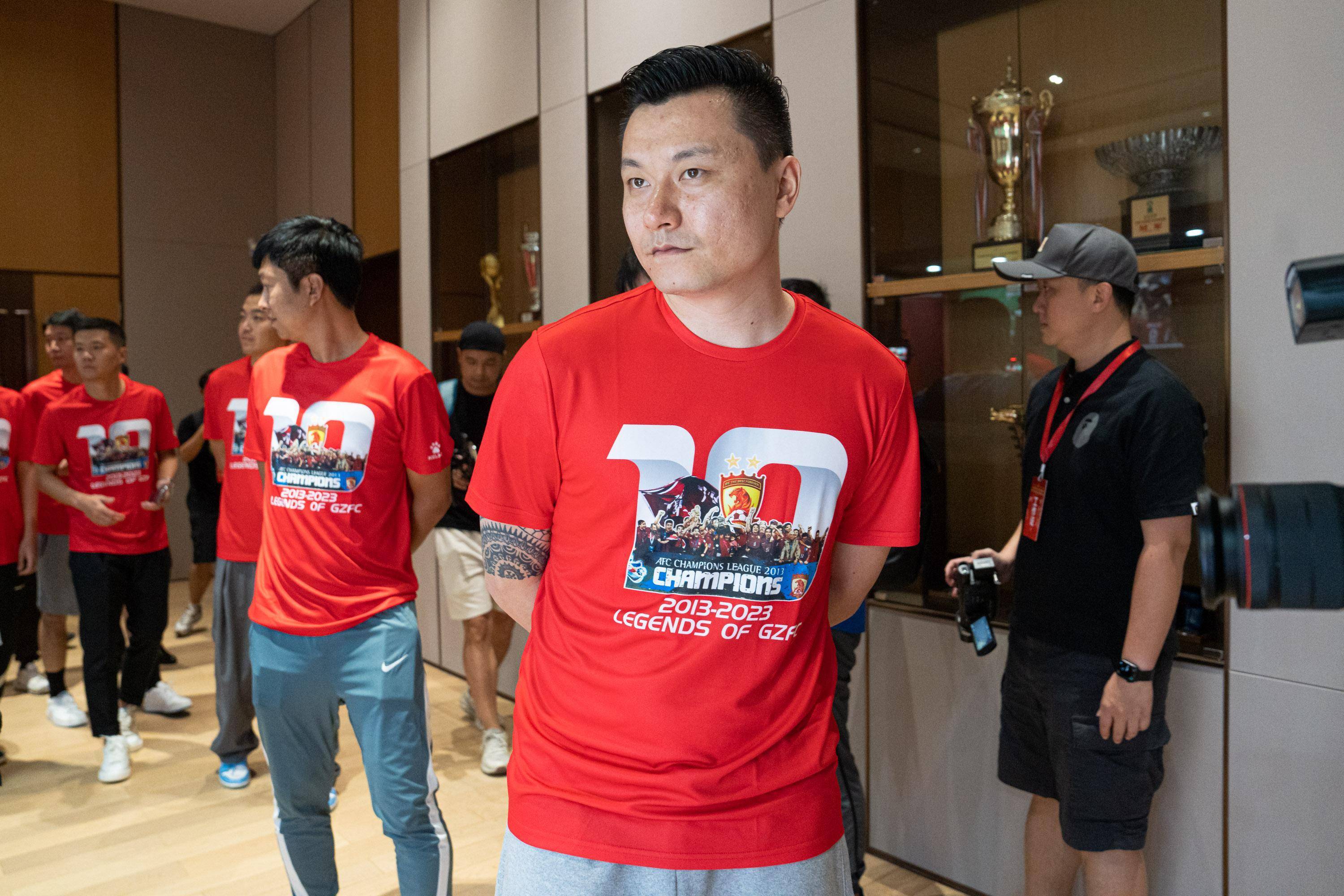 广州队内部会议纪要流出——赛前内部沟通，亚冠使命明确，细节决定成败(广州队与大连英博球员冲突)