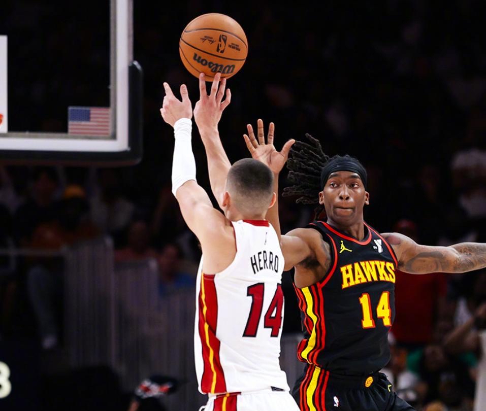 赛前亚特兰大备战NBA季后赛，完成体检细节曝光，气氛紧张，训练强度明显提升的简单介绍