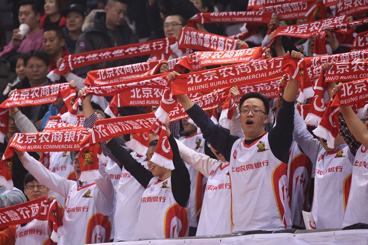 友博网站 -赛地聚焦：英超窗口期热度飙升，北京首钢官宣签约，质疑声仍在，球队文化再被提及的简单介绍